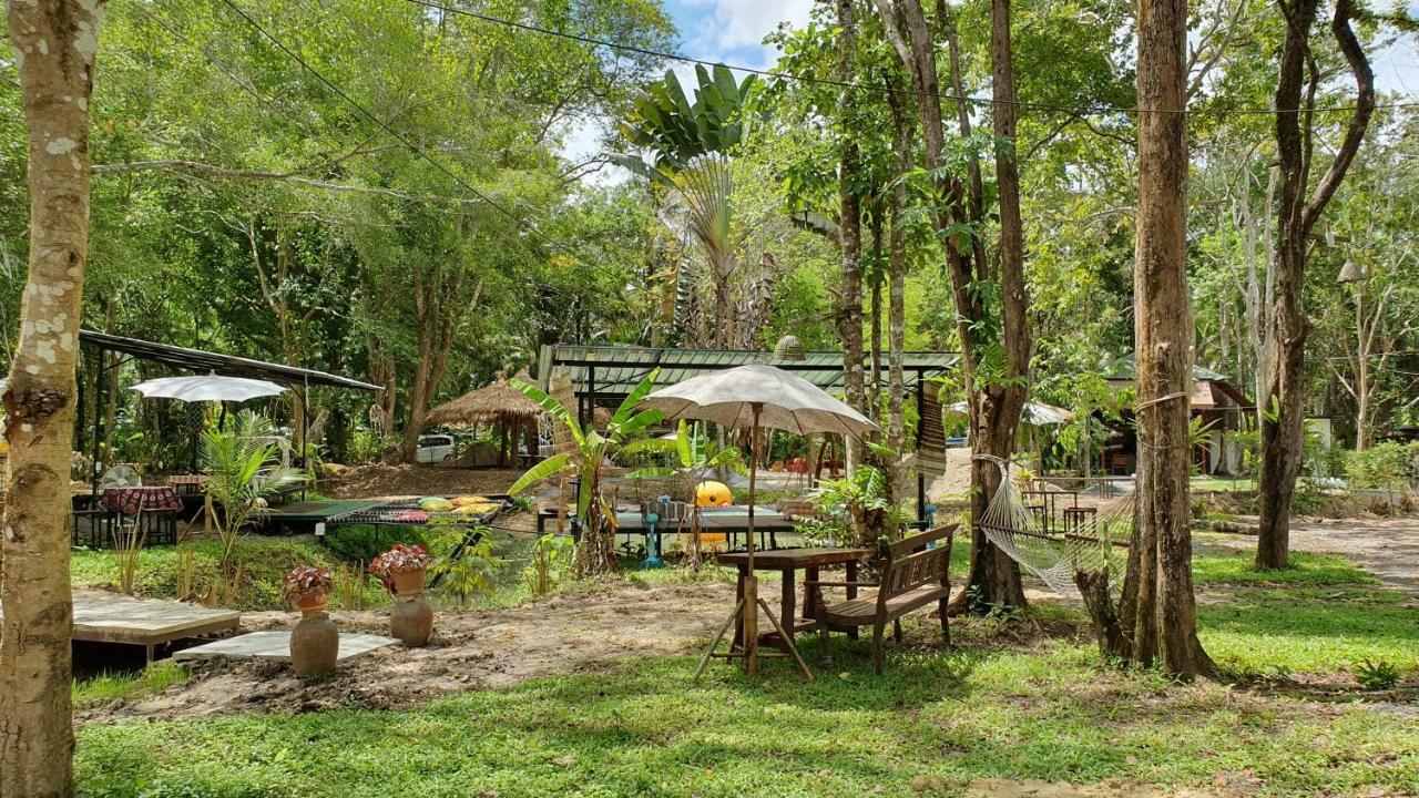 Hotel Hug Rimtharn Ban Khao Klom Exterior foto